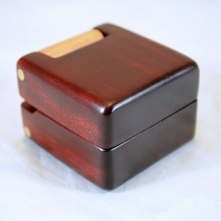 ERB-150 Bloodwood & Curly Soft Maple - Main